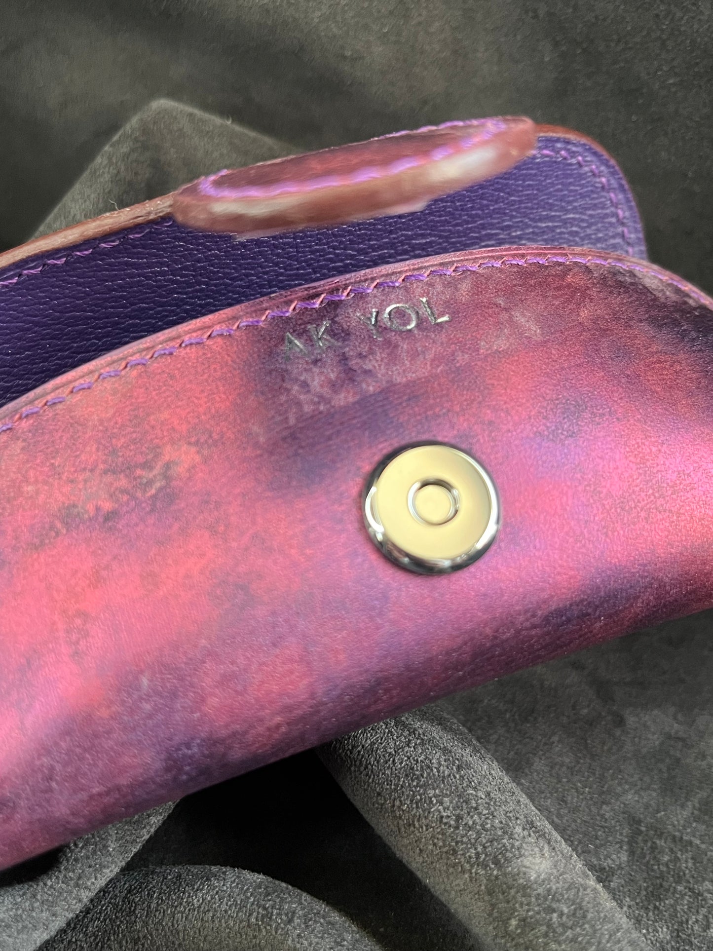 Étui à lunettes en cuir de vachette tannage végétal