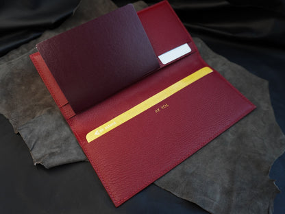 Pochette de voyage en cuir d’alligator