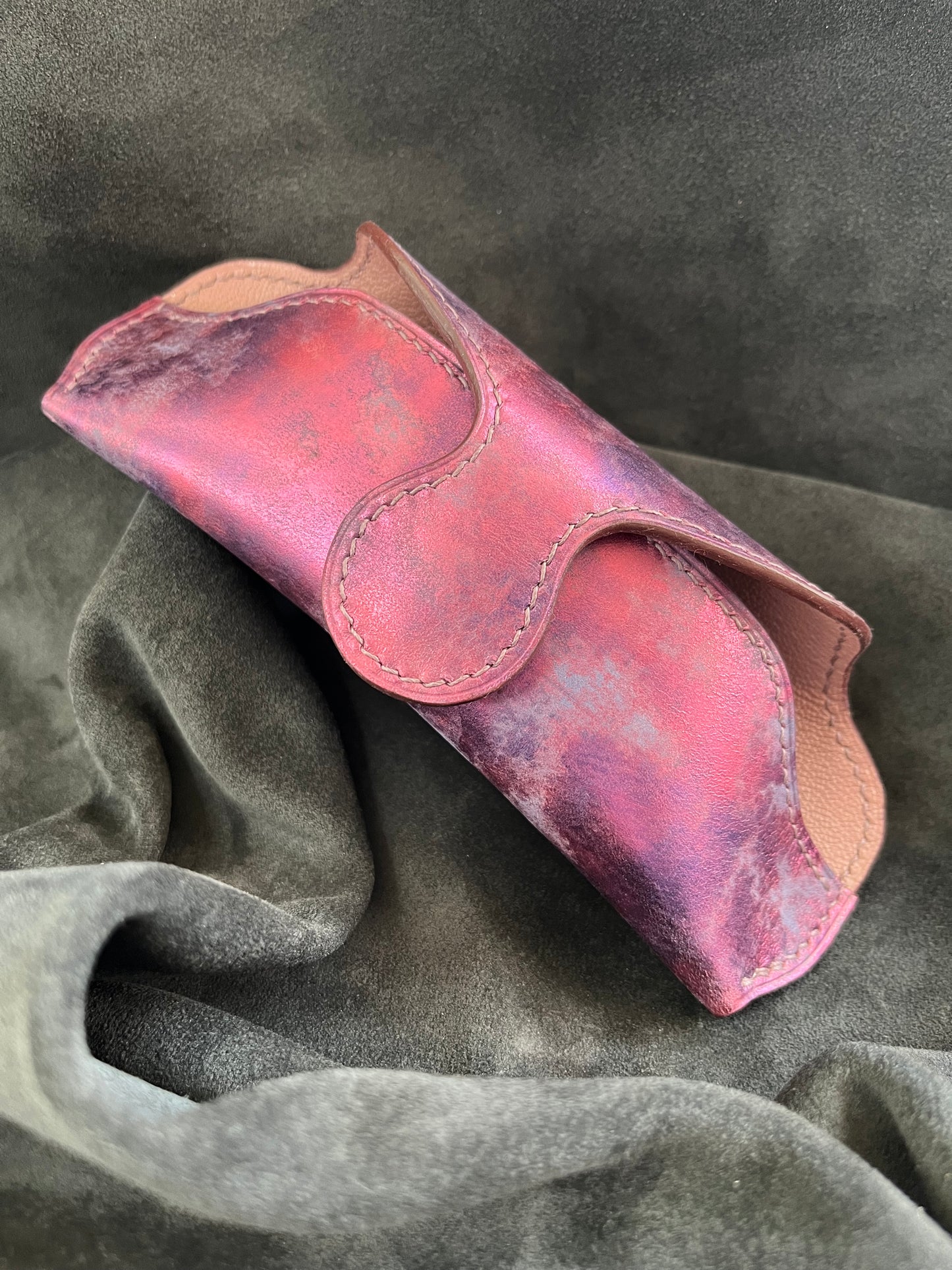 Étui à lunettes en cuir de vachette tannage végétal